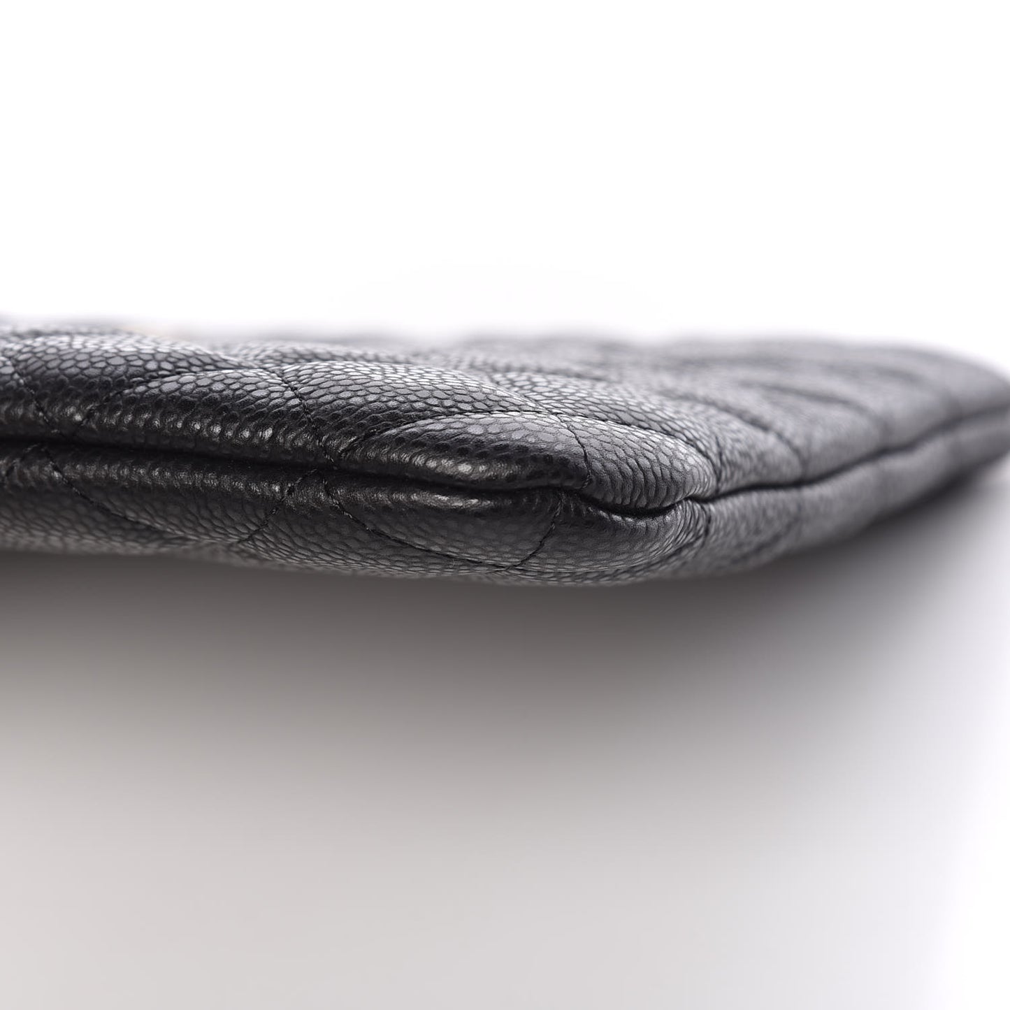 Caviar Quilted Medium Cosmetic Case Black