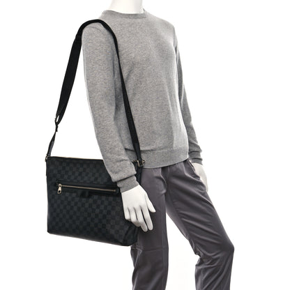 Louis Vuitton Damier Graphite Mick MM 2 of 10