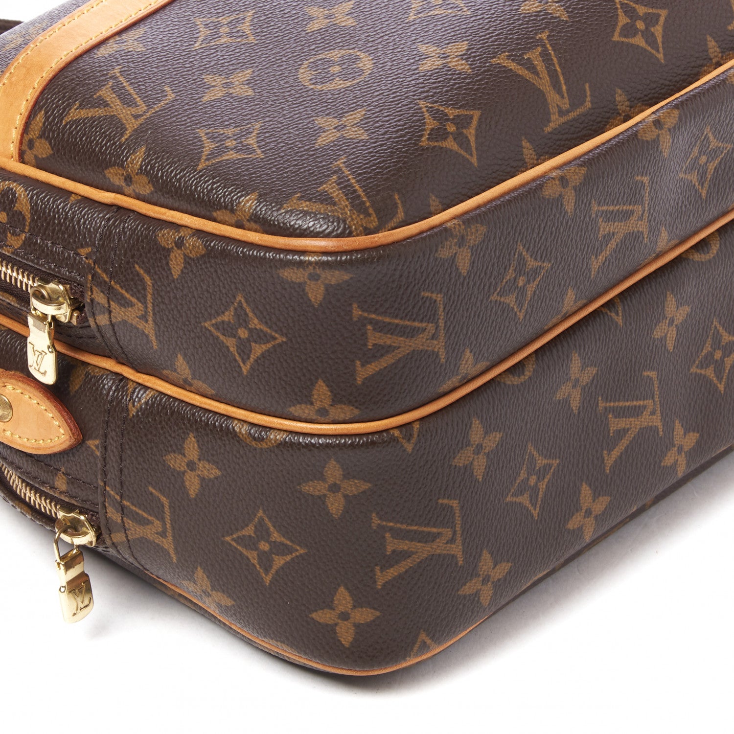 Louis Vuitton Monogram Reporter PM 7 of 8