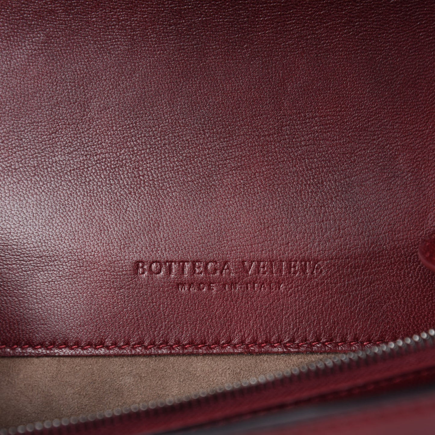 Nappa Intrecciato Olimpia Knot Clutch Red