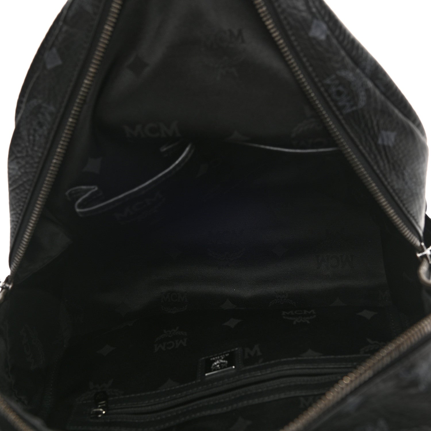 MCM Visetos Medium Sprinkle Stud Stark Backpack Black 5 of 10