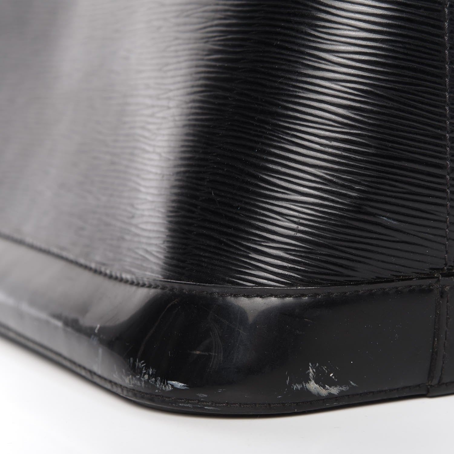 Louis Vuitton Electric Epi Alma GM Black 14 of 15
