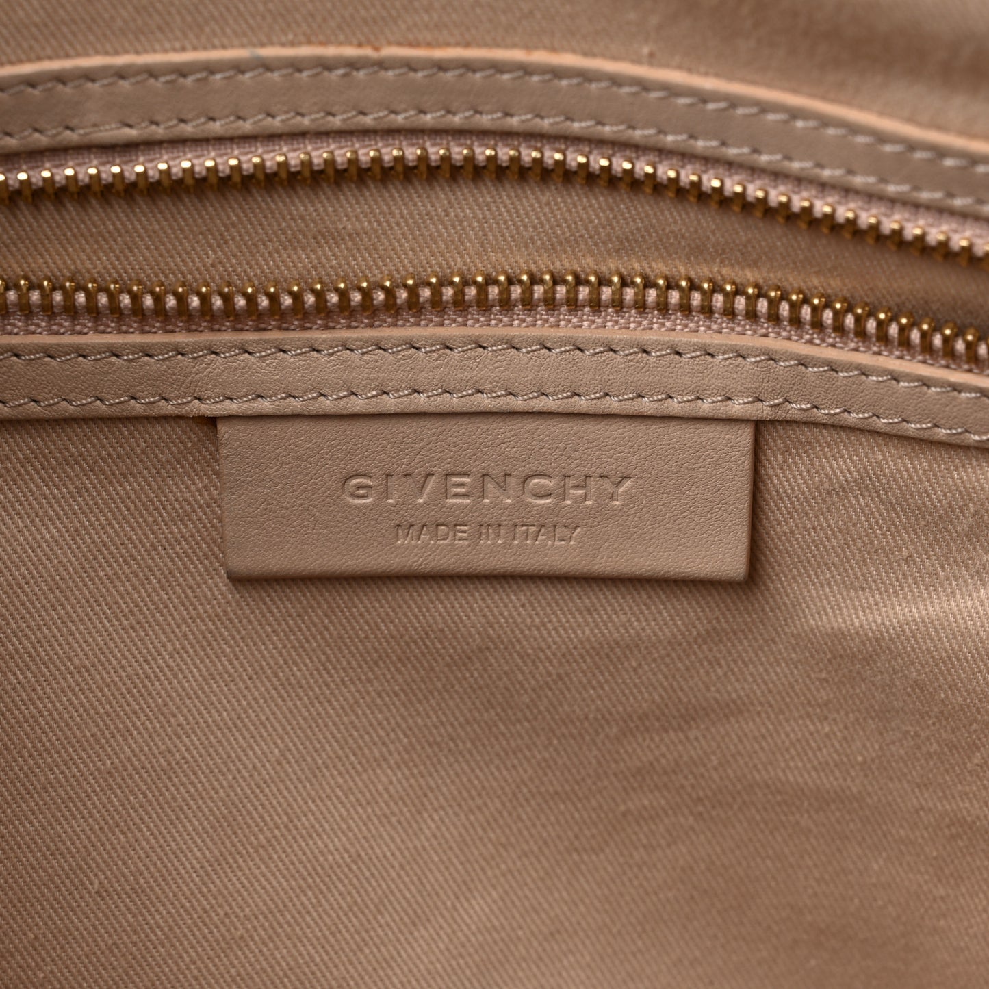 Shiny Lord Calfskin Large Antigona Beige