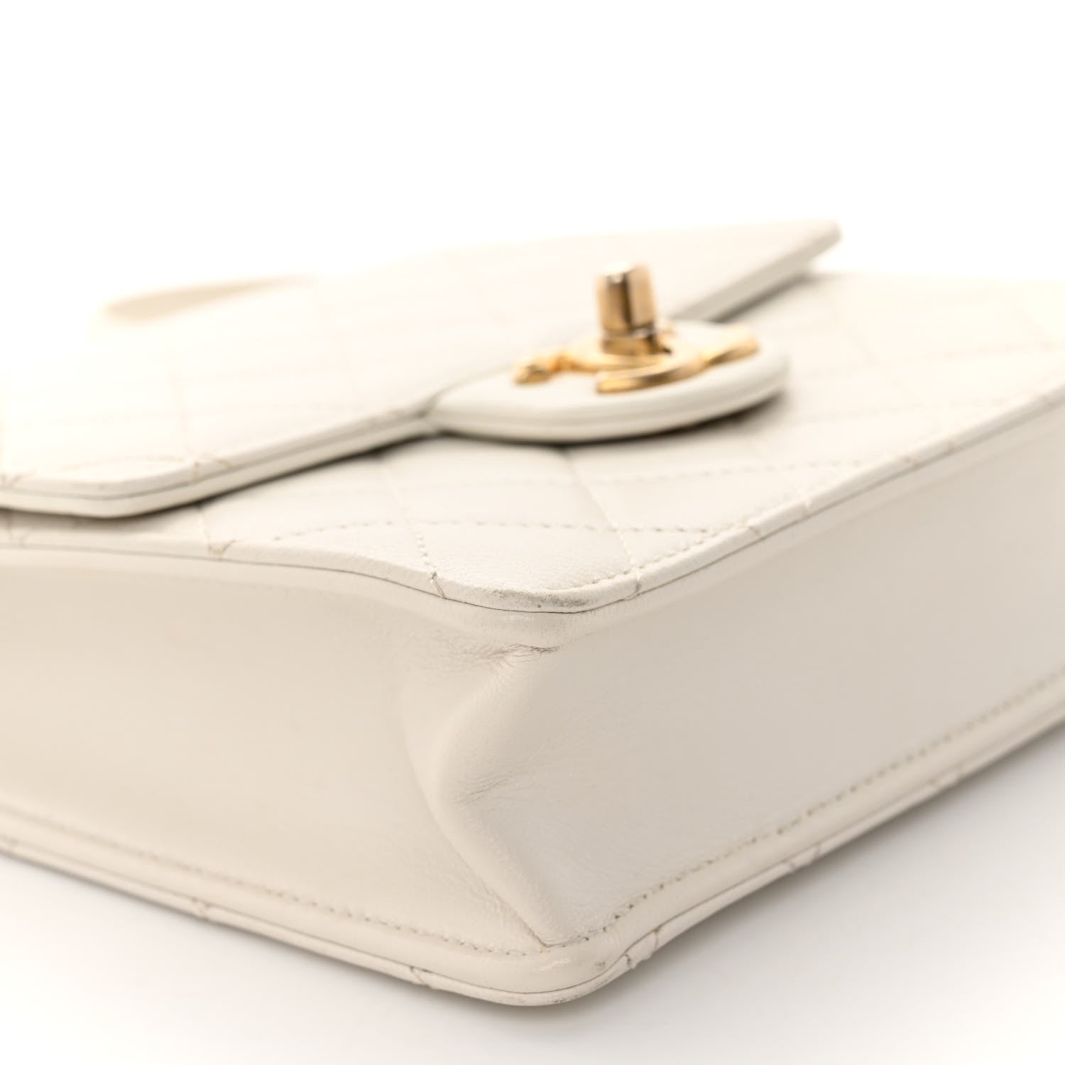 Chanel Lambskin Quilted Chic Pearls Flap White 9 of 11