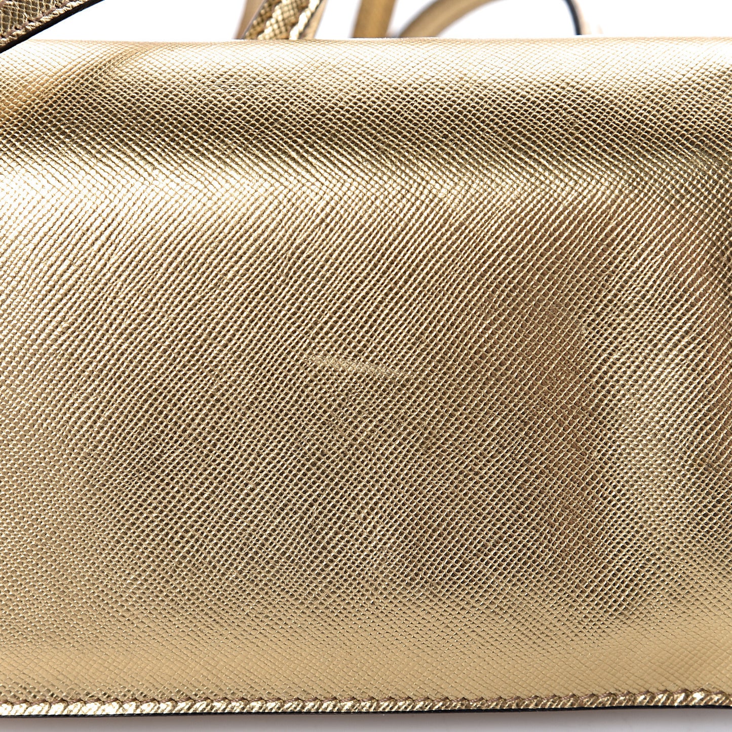 Saffiano Lux Sound Shoulder Bag Platino