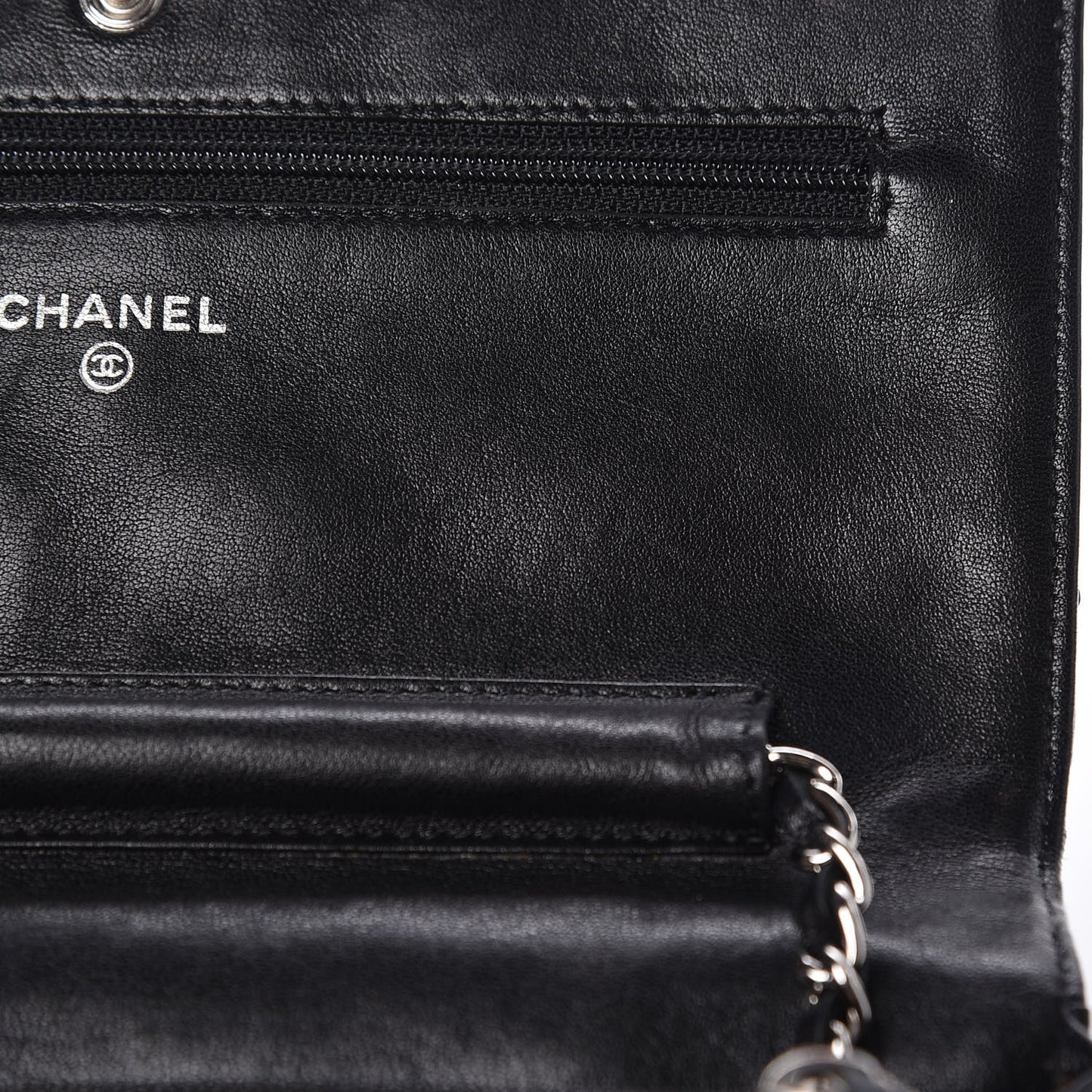 Lambskin Quilted Wallet On Chain WOC Black