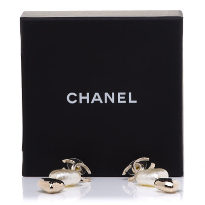Chanel Pearl CC Double Heart Drop Earrings Gold 5 of 5