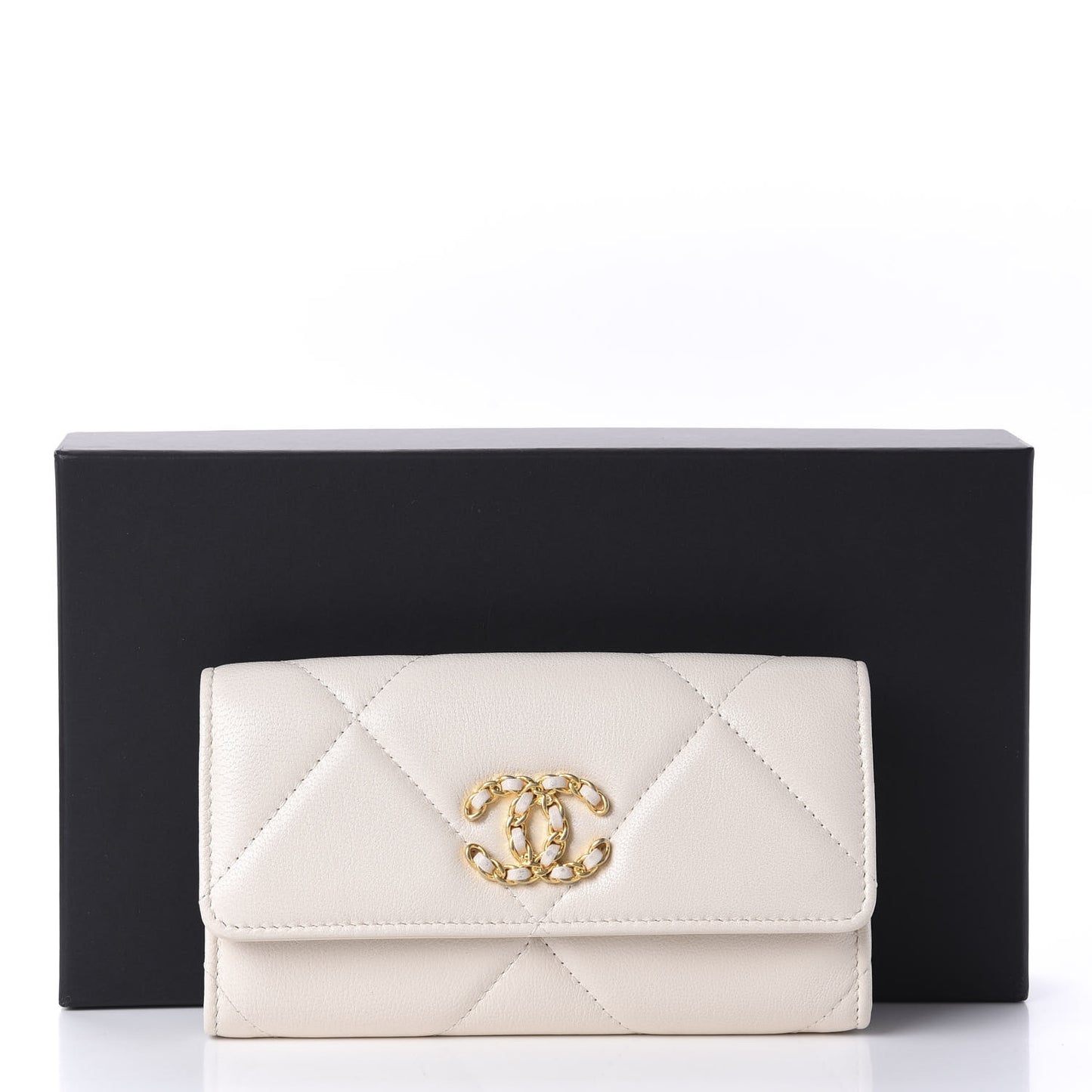 Goatskin Quilted 19 Flap Wallet Light Beige