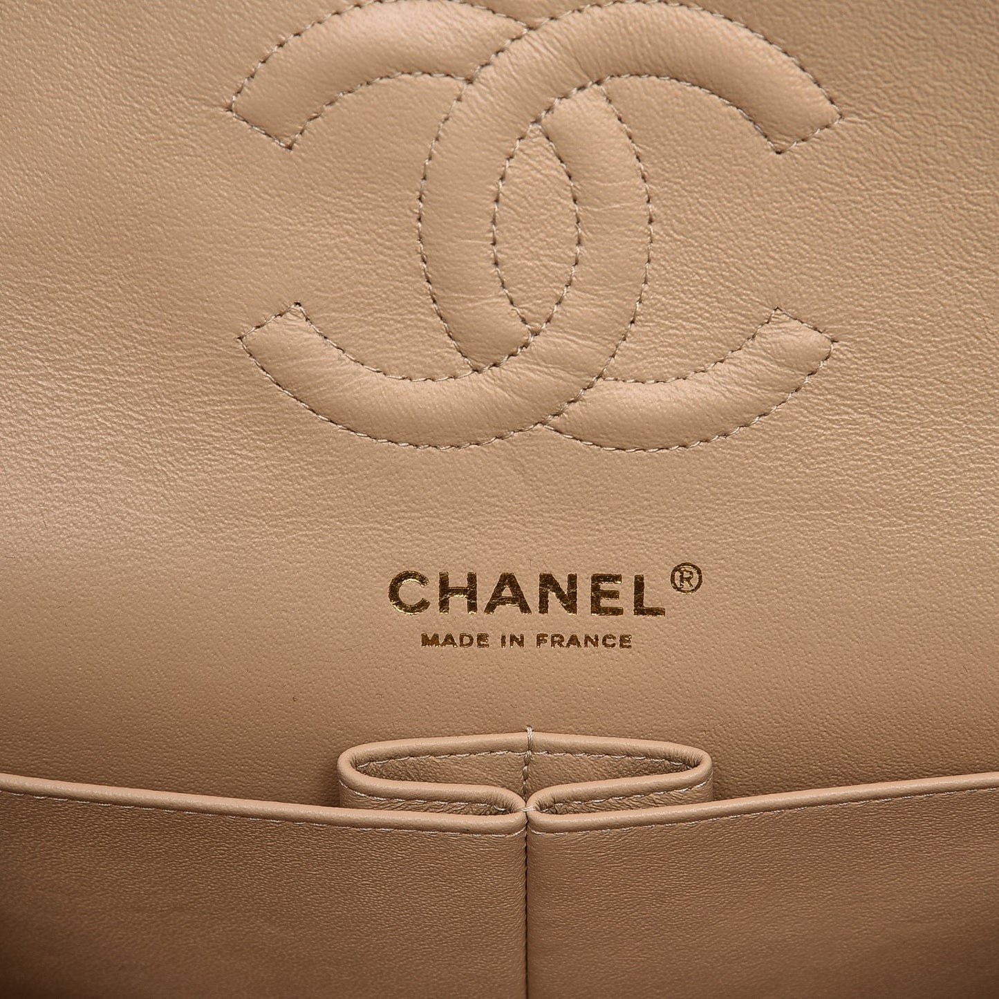 Caviar Quilted Medium Double Flap Beige Clair