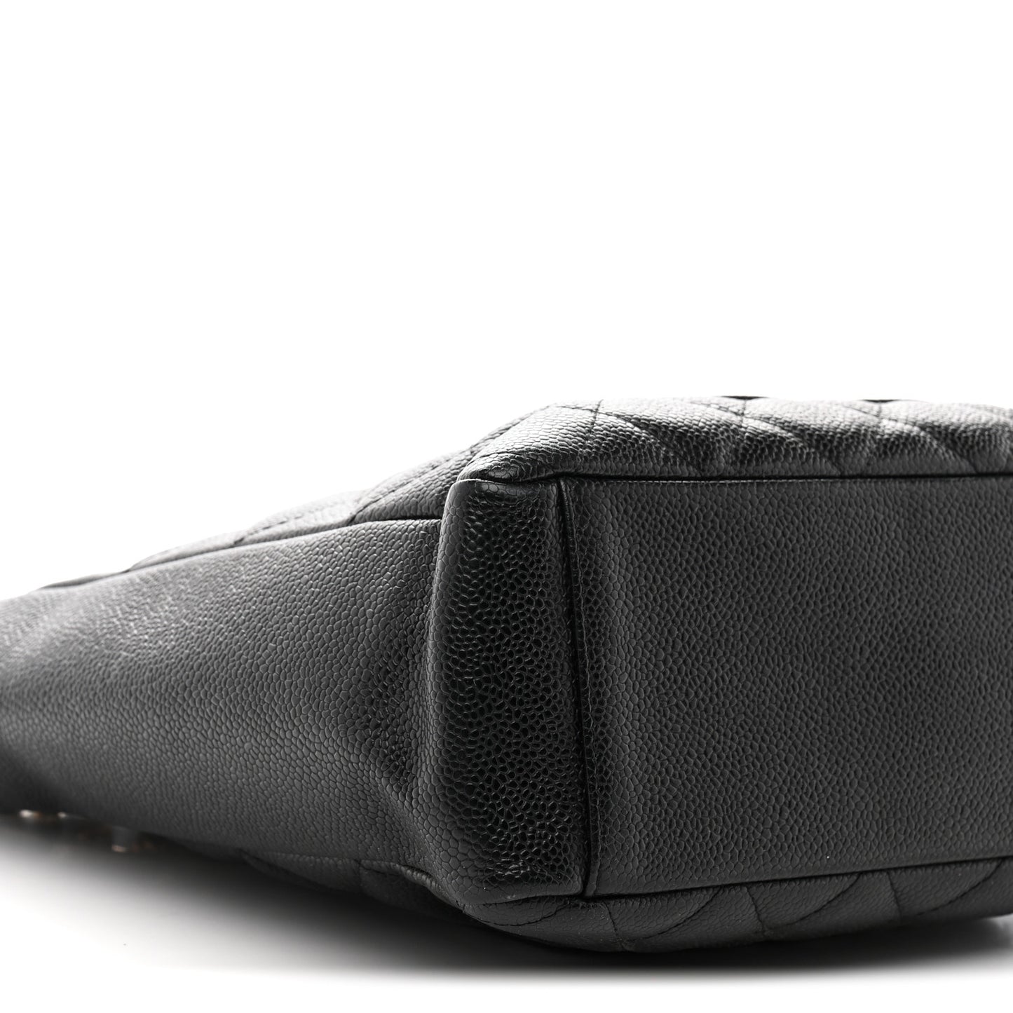 Caviar Quilted Petit Shopping Tote PST Black