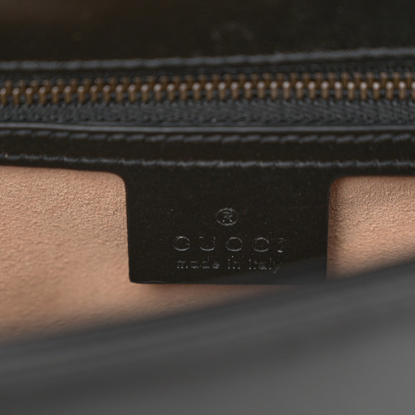 Calfskin Matelasse Small GG Marmont Top Handle Shoulder Bag Black