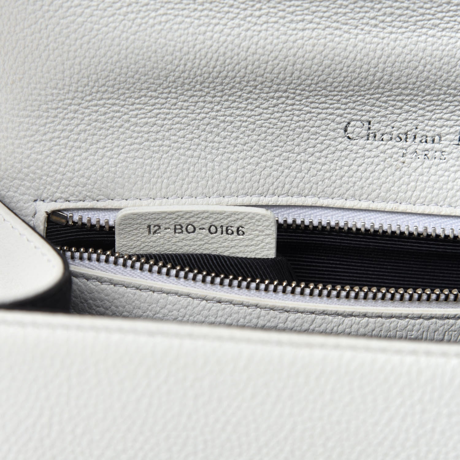 Christian Dior Grained Calfskin Small Diorama Flap Bag White 19 of 20