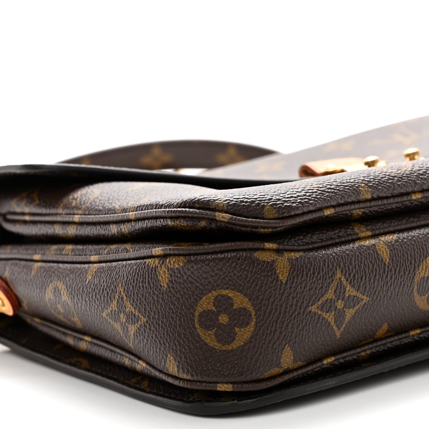 Louis Vuitton Monogram Pochette Metis 8 of 9