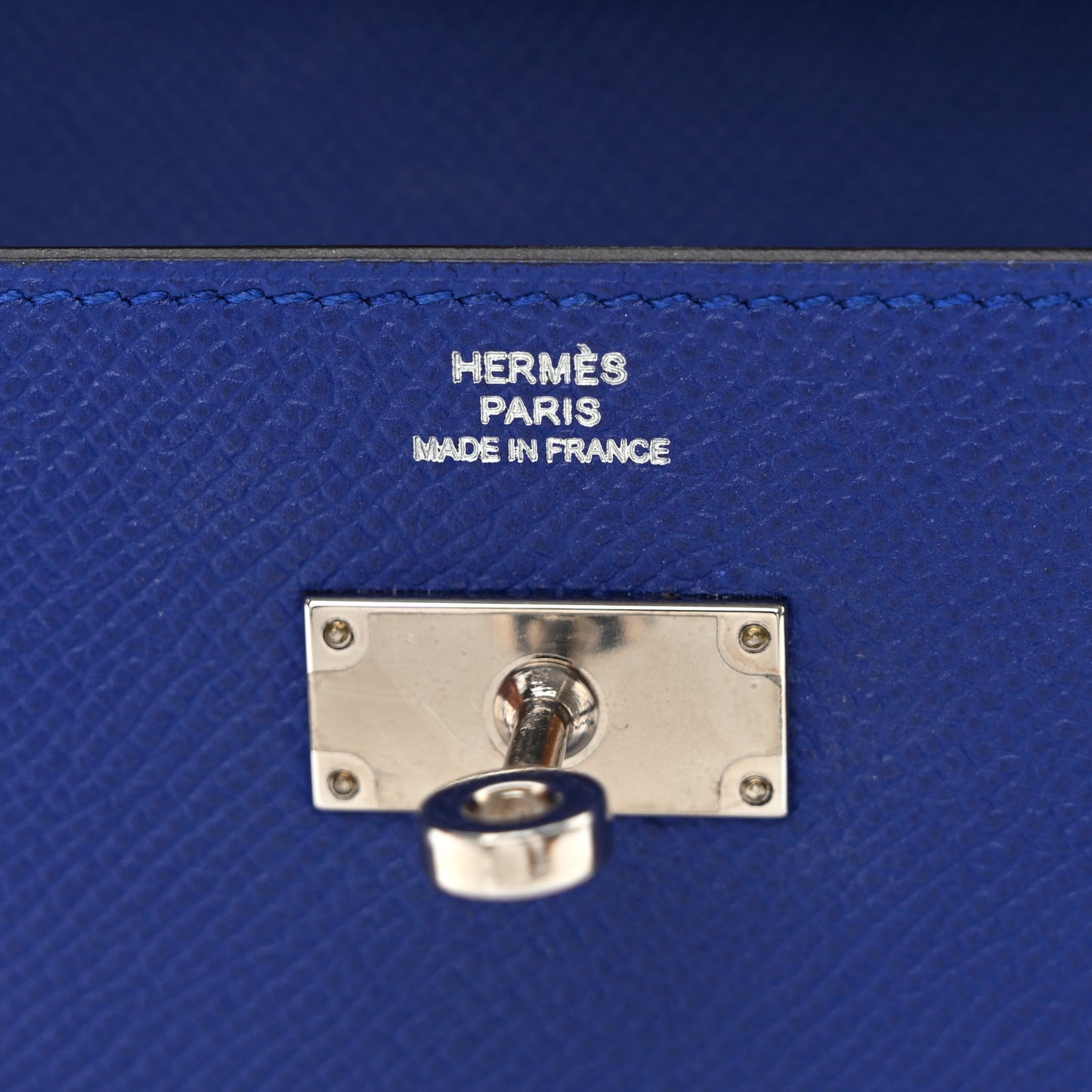 Epsom Kelly Longue Wallet Bleu Electrique