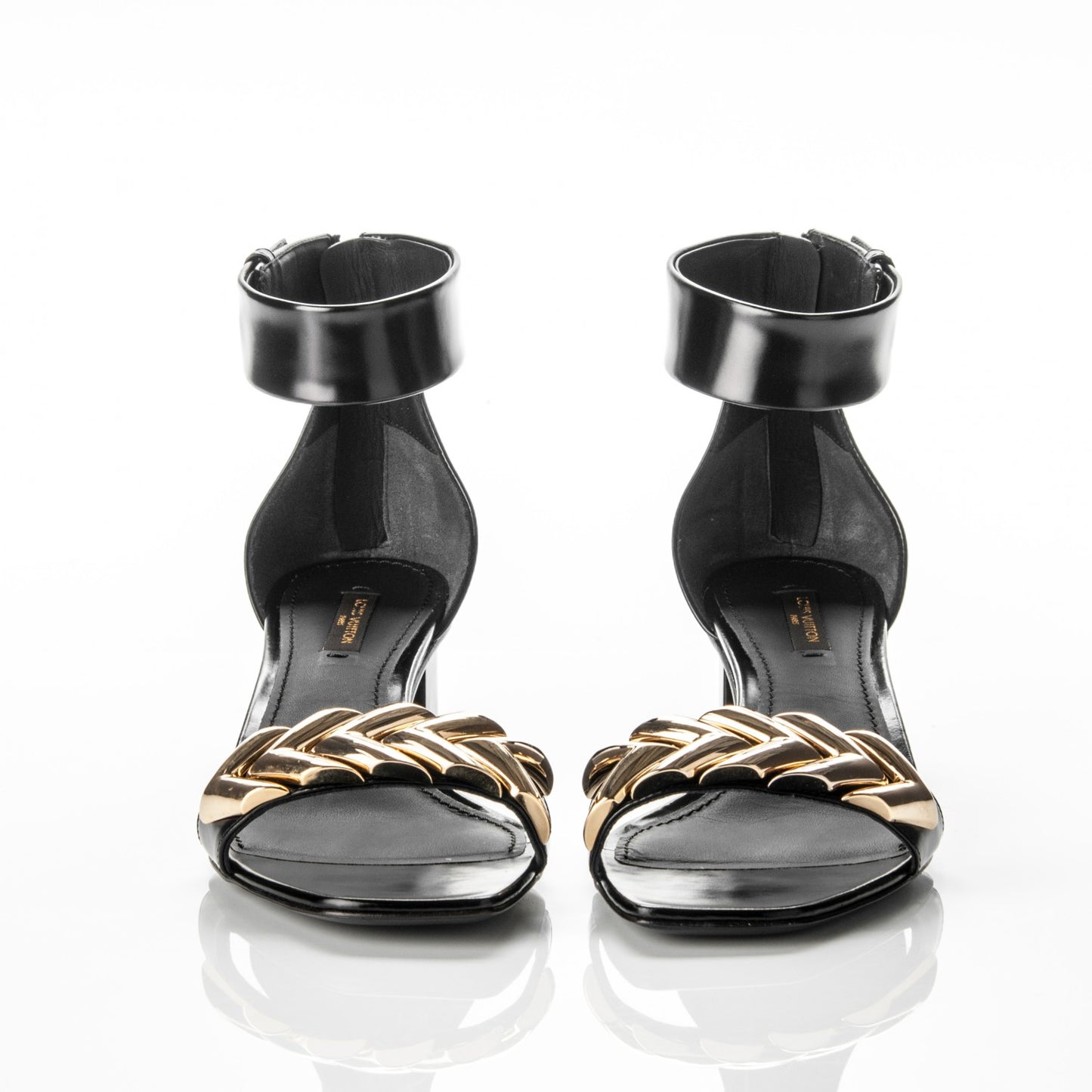 Calfskin Westbound Sandal 38 Black