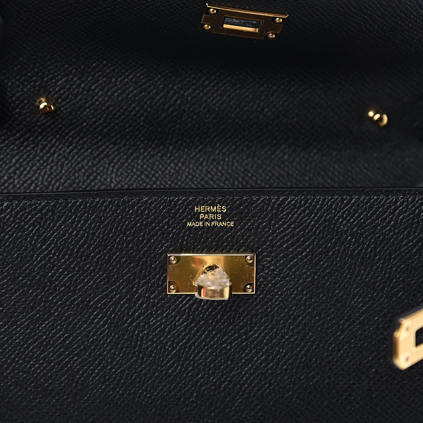 Epsom Kelly Wallet To Go Black