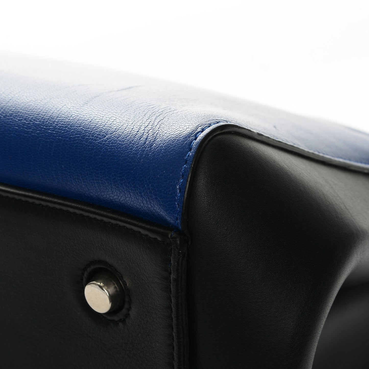 Grained Calfskin Medium Bi-Color Edge Shoulder Bag Indigo Black