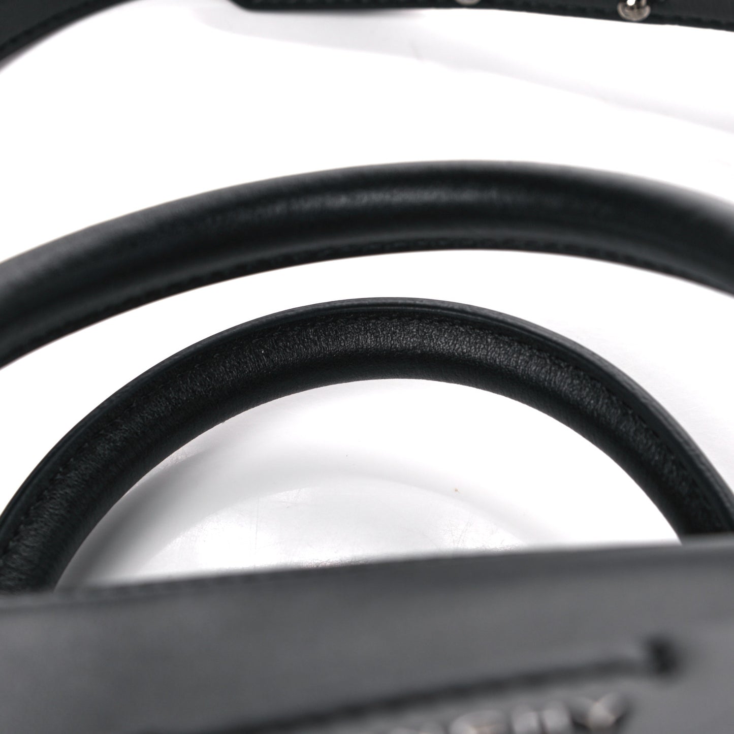 Smooth Calfskin Small Soft Antigona Black