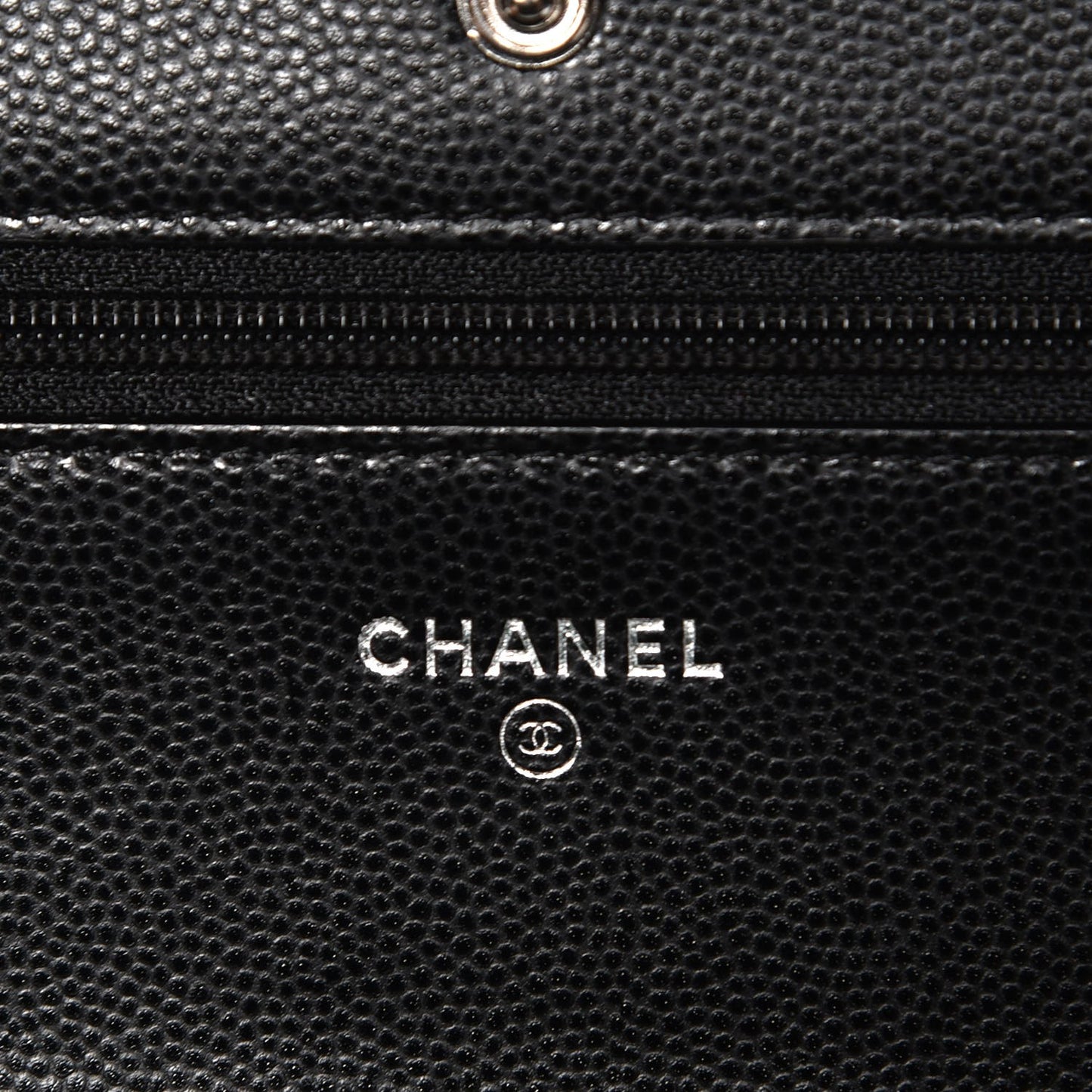 Caviar Chevron Quilted Wallet On Chain WOC Black