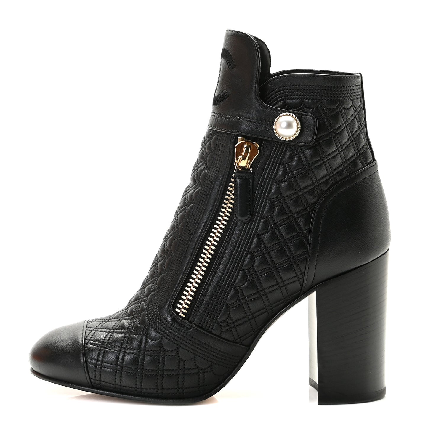 Lambskin Quilted Pearl CC Cap Toe Short Boots 39 Black