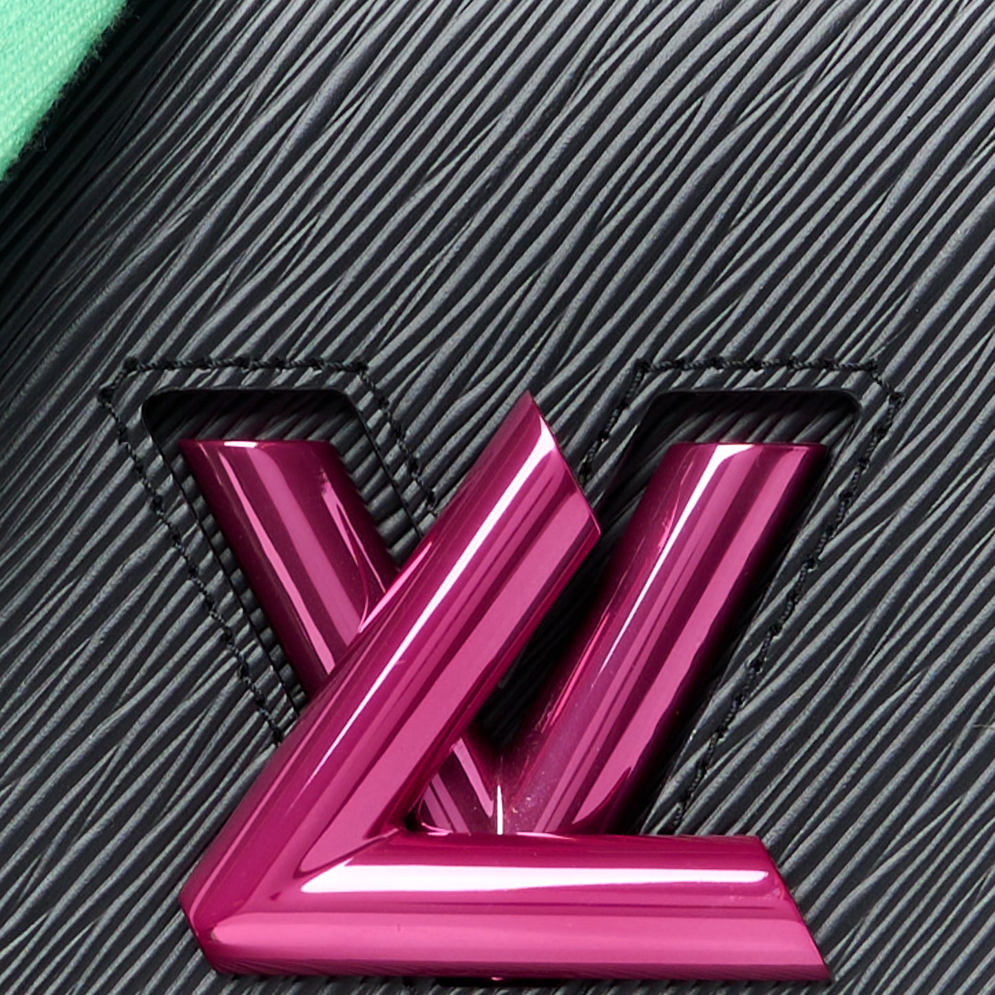 Epi Twist Shoulder Bag MM Black Rose