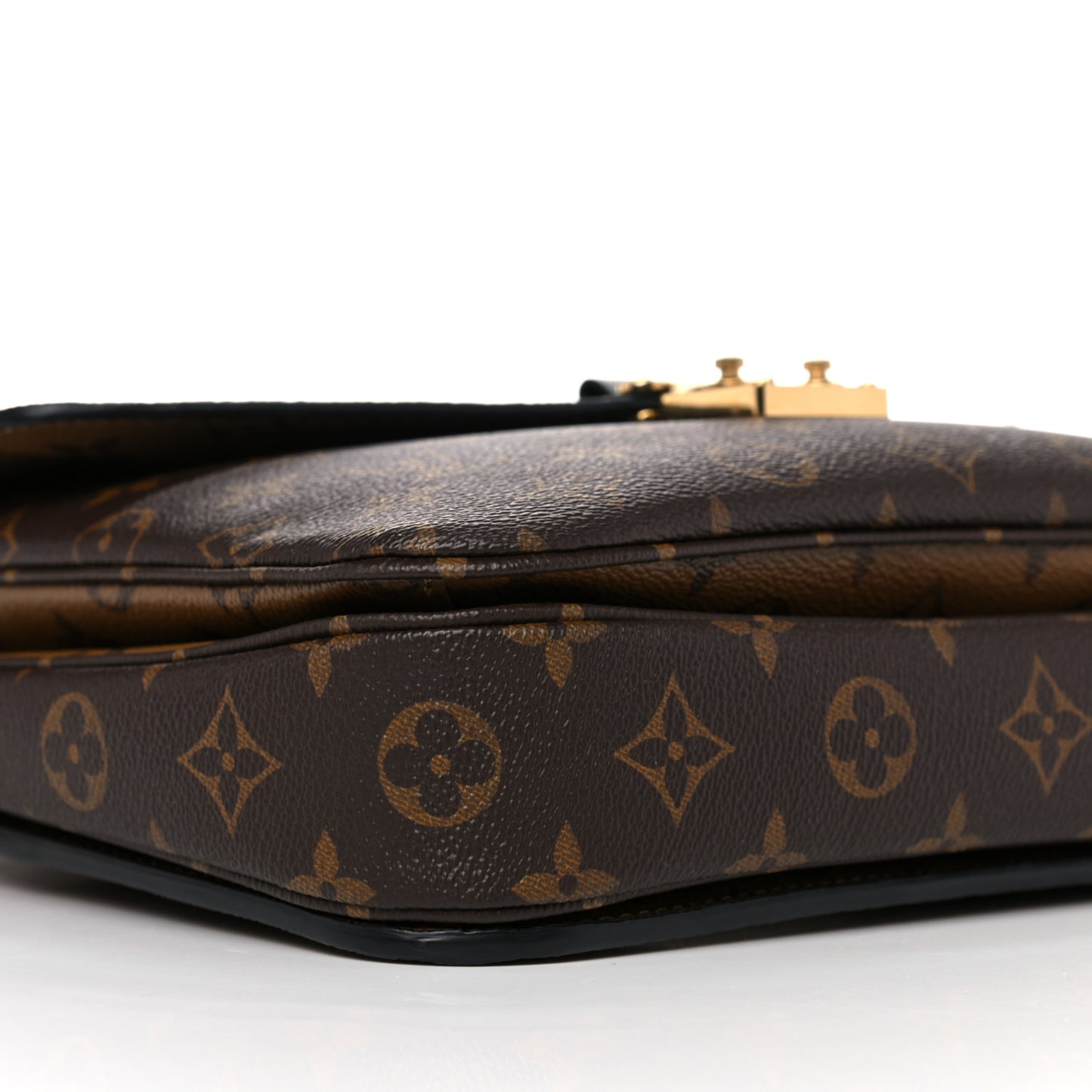Reverse Monogram Pochette Metis