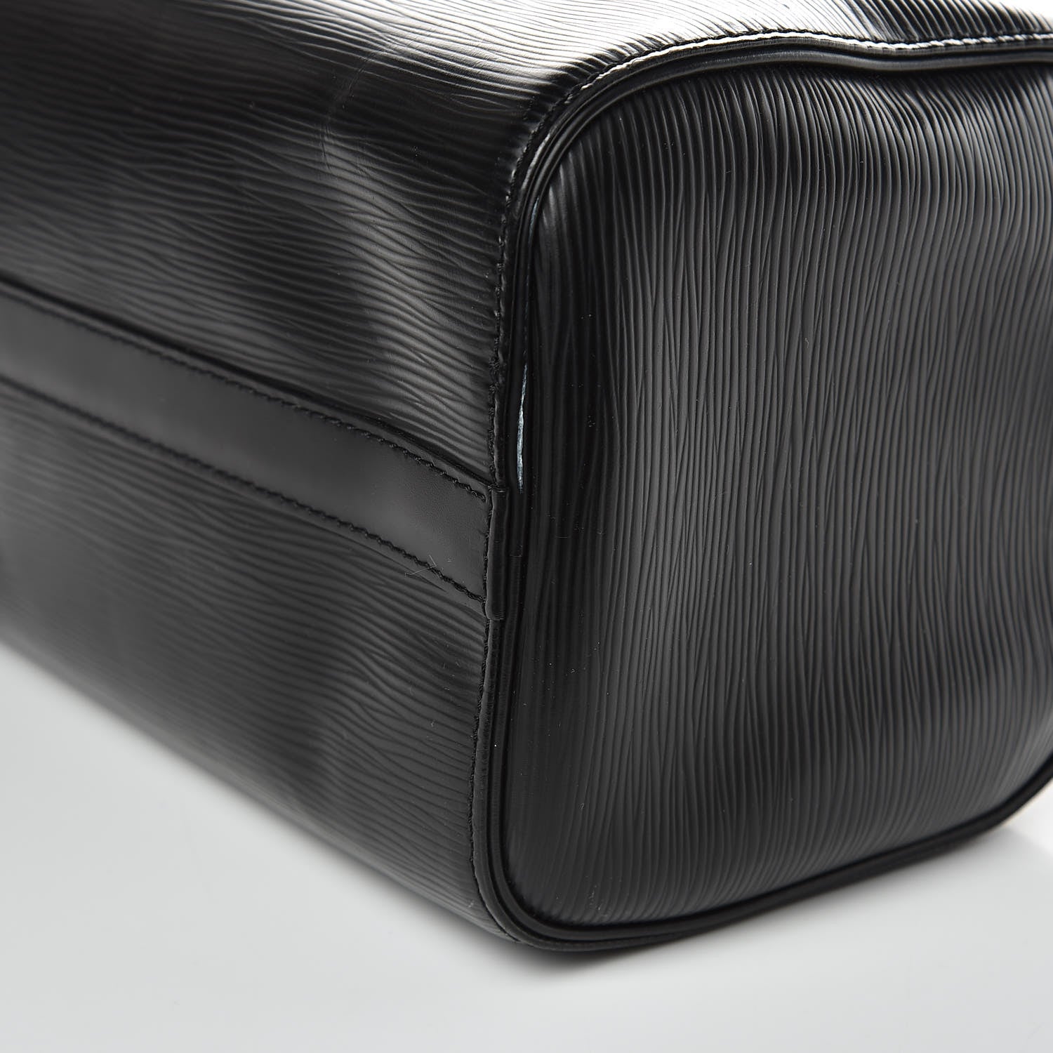 Louis Vuitton Epi Speedy 25 Black 10 of 11