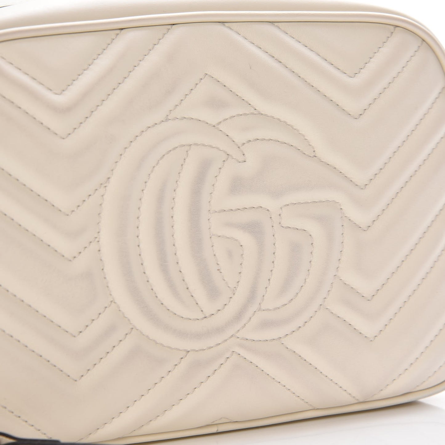 Calfskin Matelasse Small GG Marmont Chain Shoulder Bag White