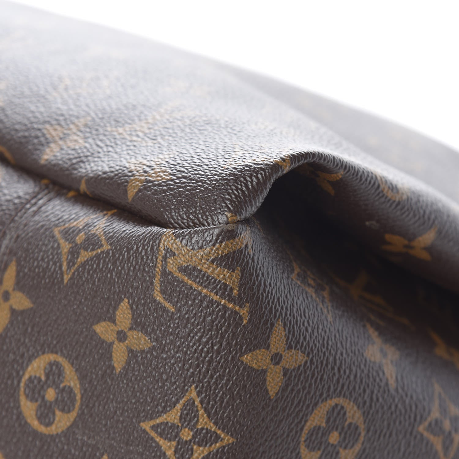 Louis Vuitton Monogram Artsy MM 9 of 16