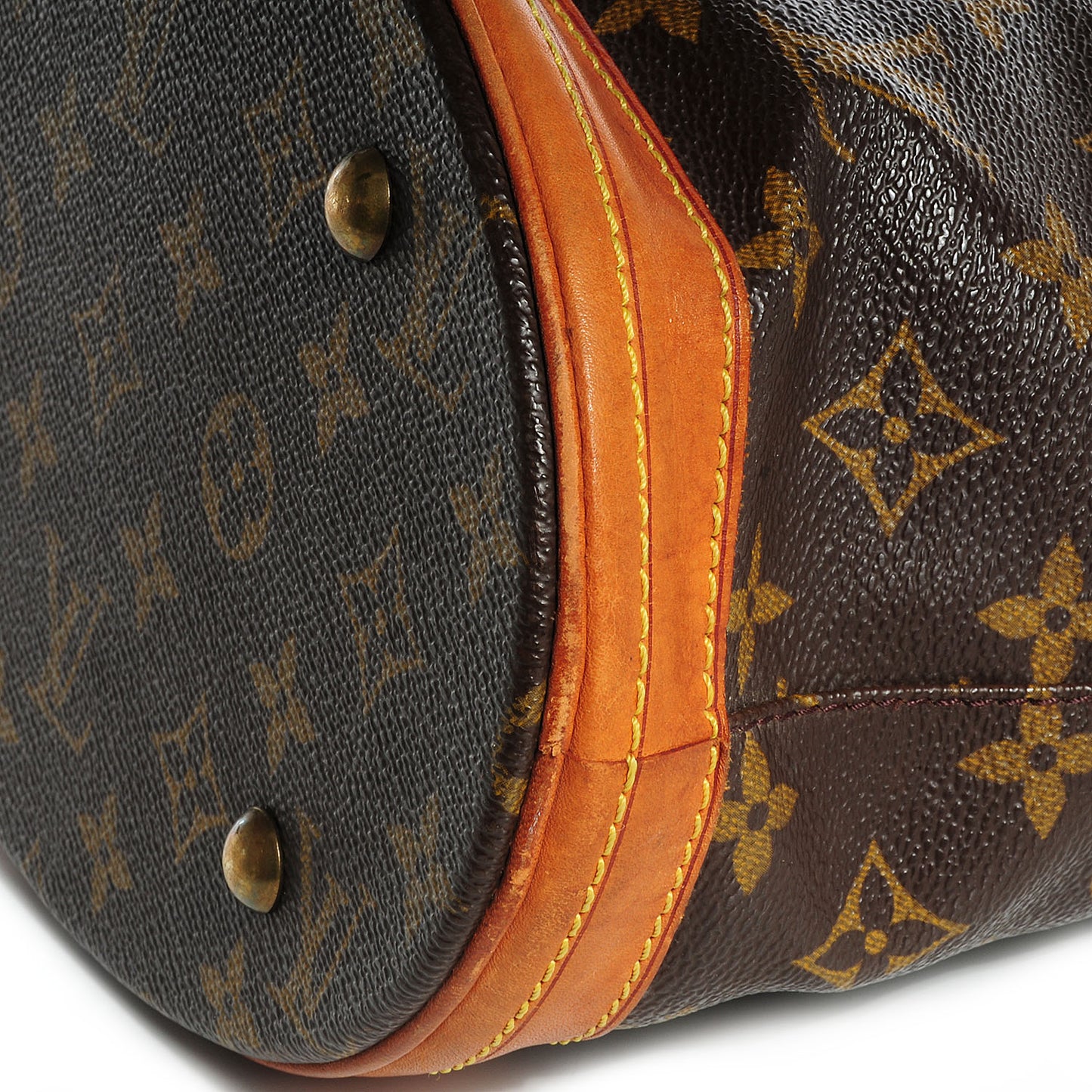 Monogram Petit Bucket 23