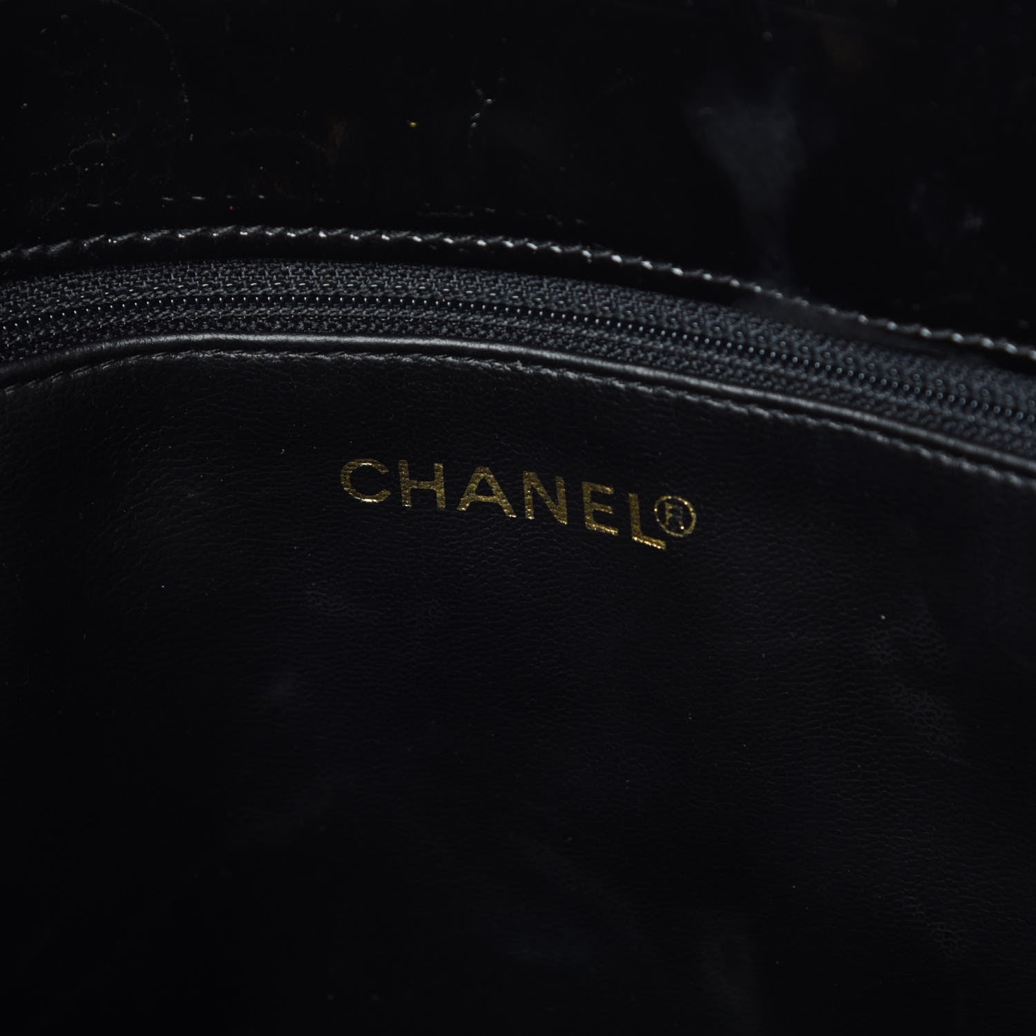 Chanel Patent Quilted Shoulder Bag Black 6 of 39