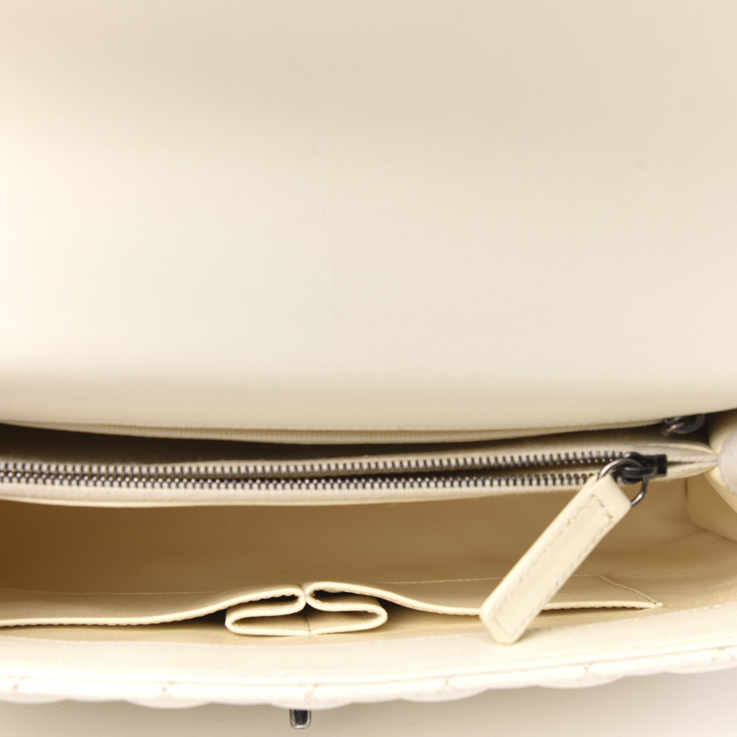 Chanel Caviar Lizard Quilted Medium Coco Handle Flap White 5 of 11