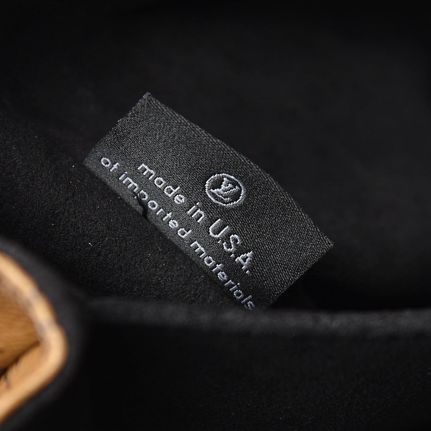 Reverse Monogram Pochette Metis