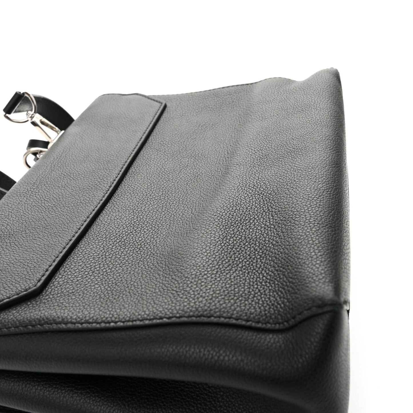Soft Calfskin Lock Me II Black
