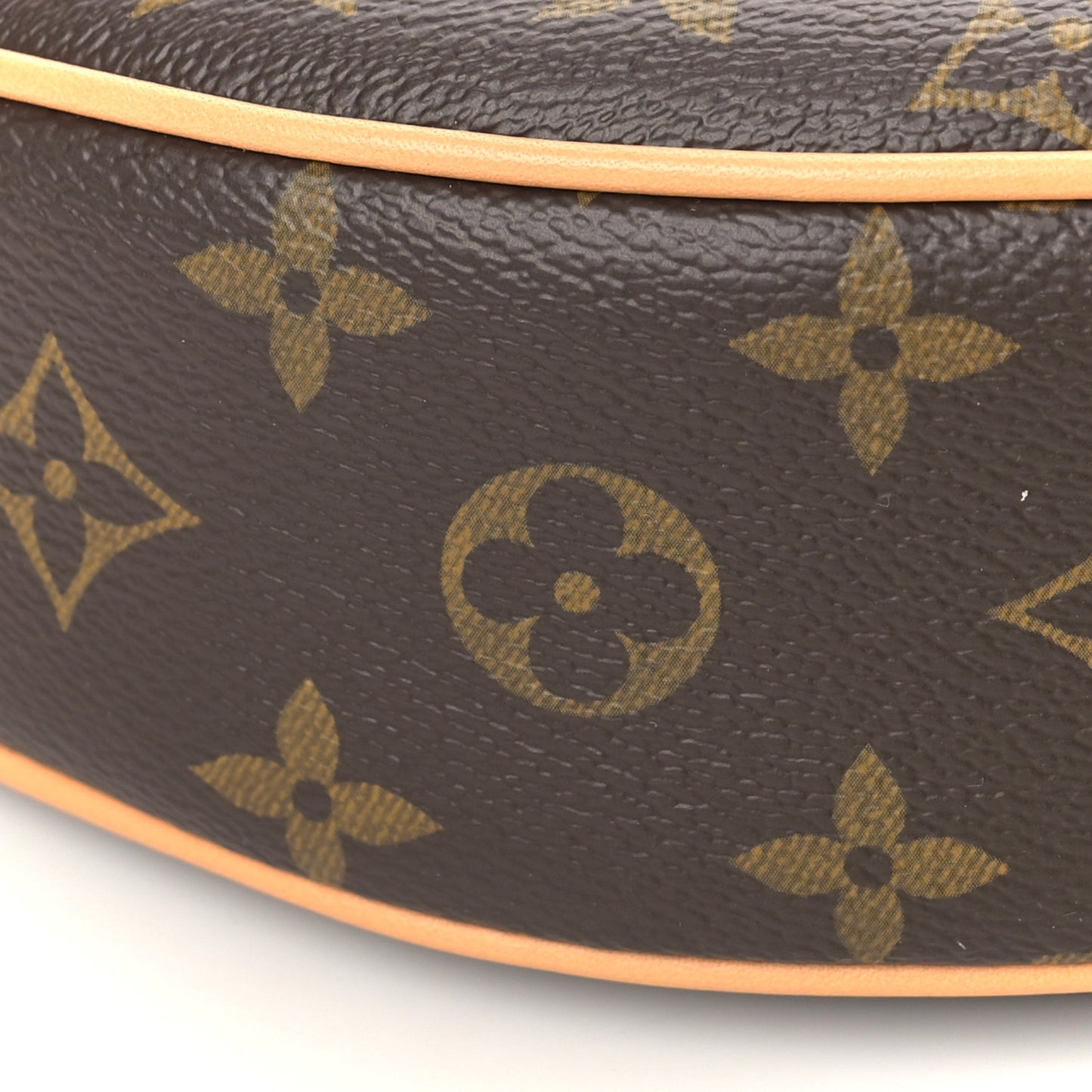 Monogram Loop