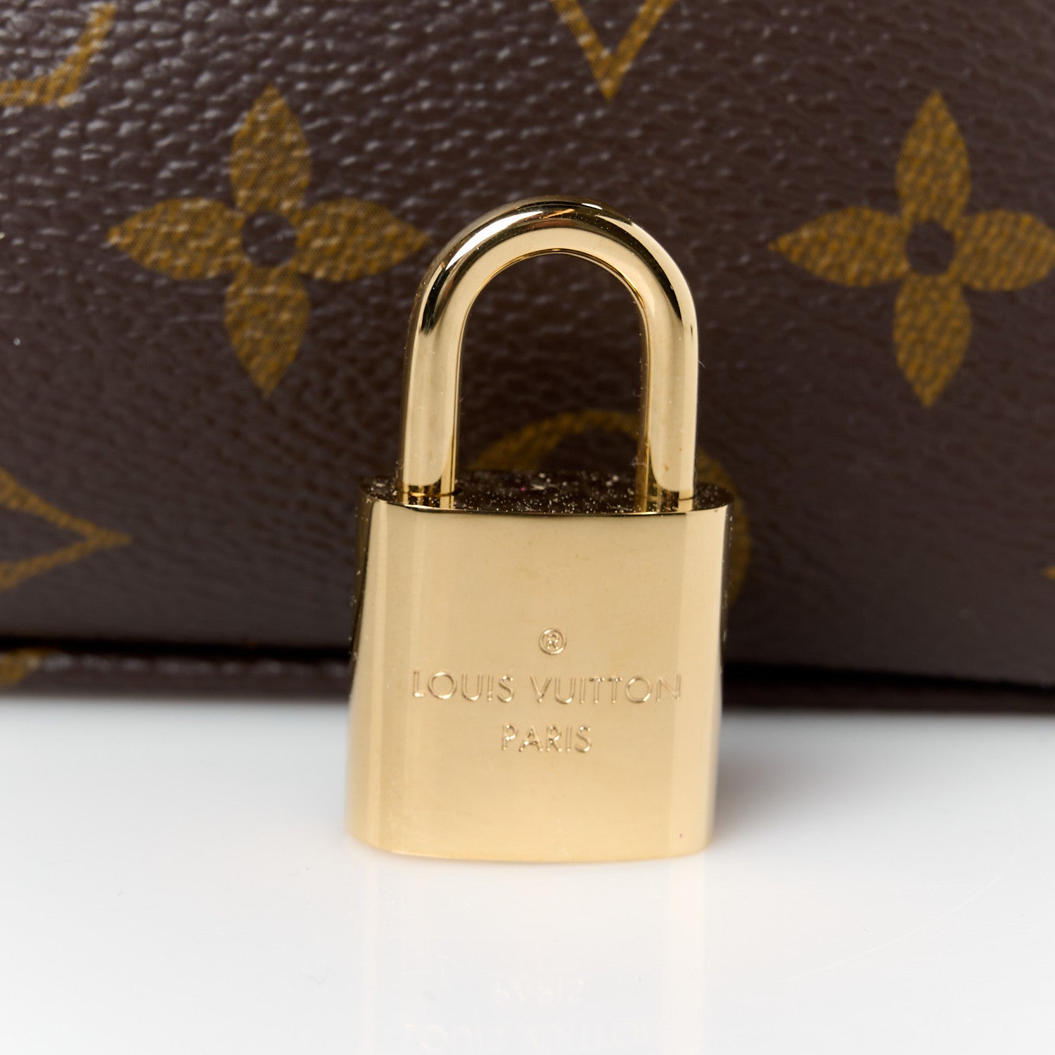Louis Vuitton Monogram Grand Palais 8 of 12