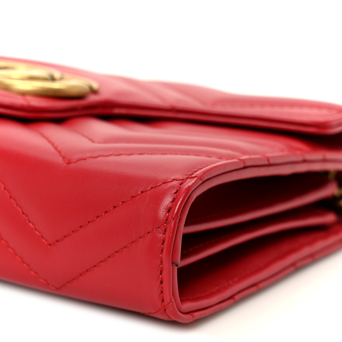Calfskin Matelasse GG Marmont Chain Wallet Cuir Hibiscus Red