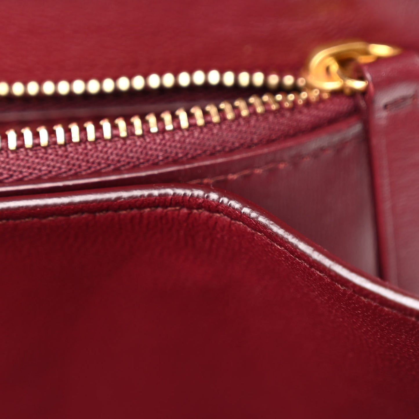 Box Calfskin Medium Classic Box Flap Bag Burgundy
