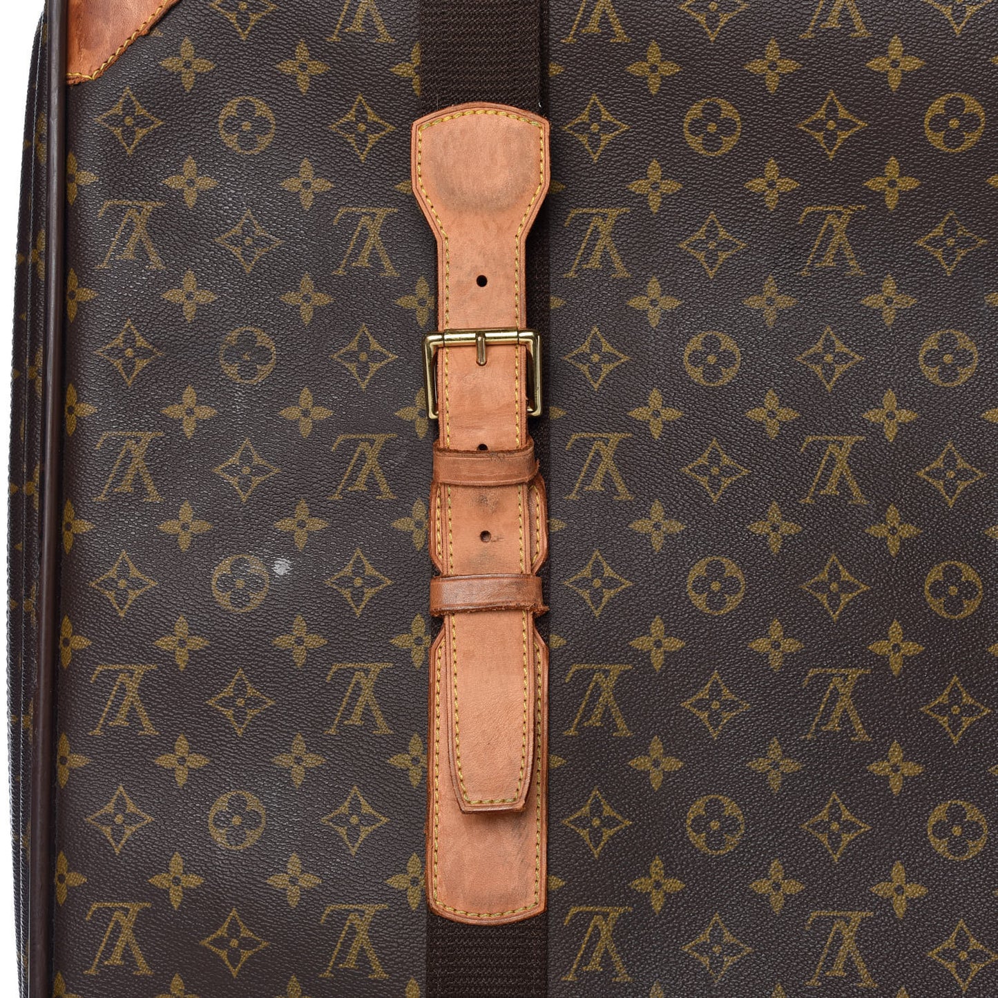 Monogram Satellite 70