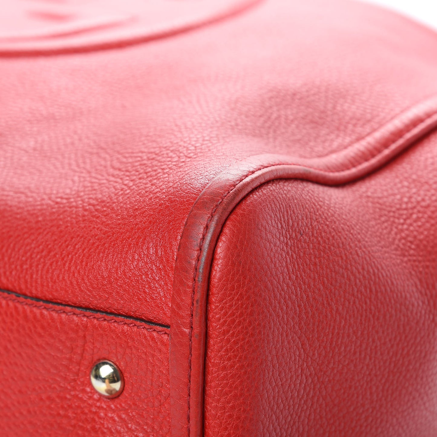 Pebbled Calfskin Large Soho Shoulder Bag Red