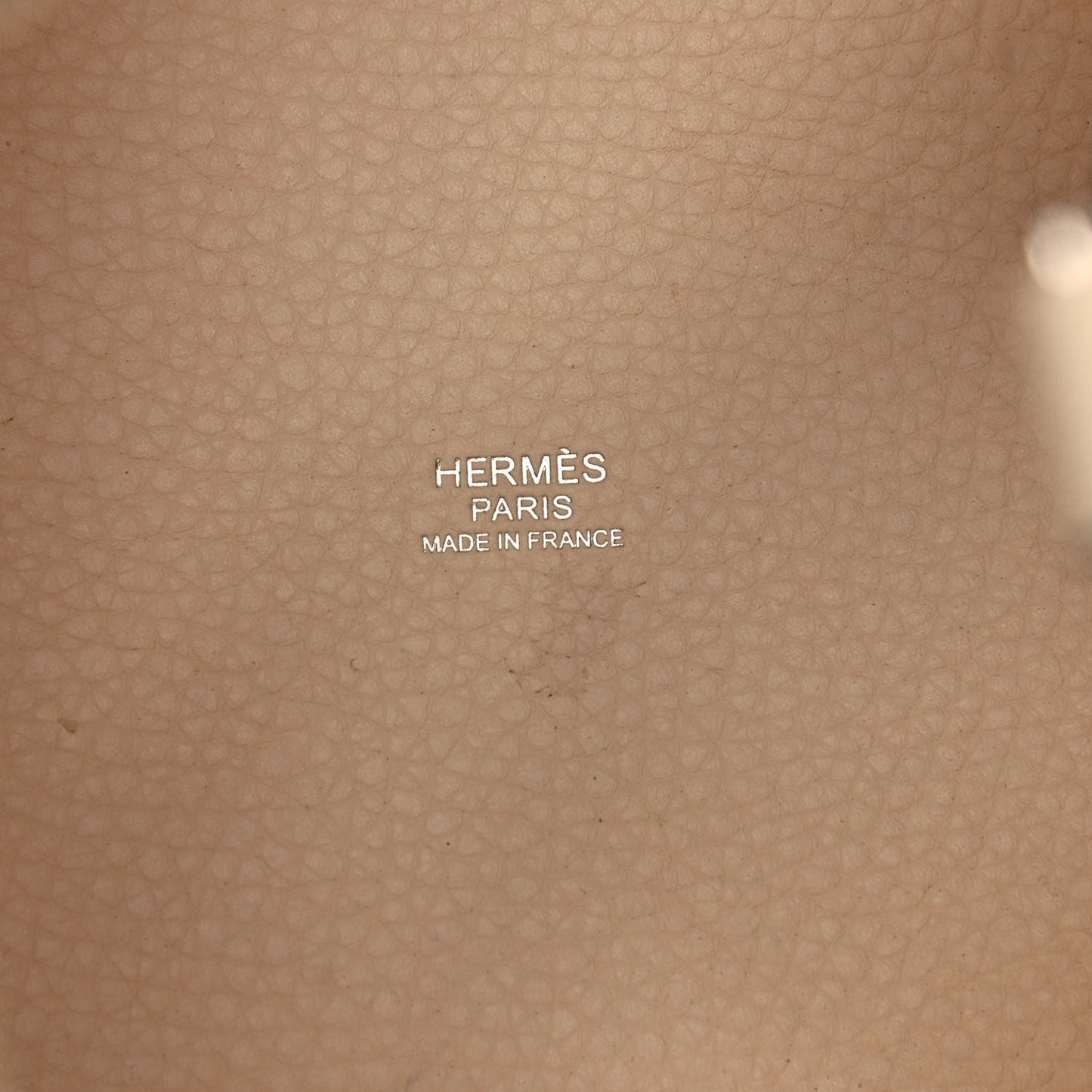 Taurillon Clemence Picotin Lock 18 PM Nata