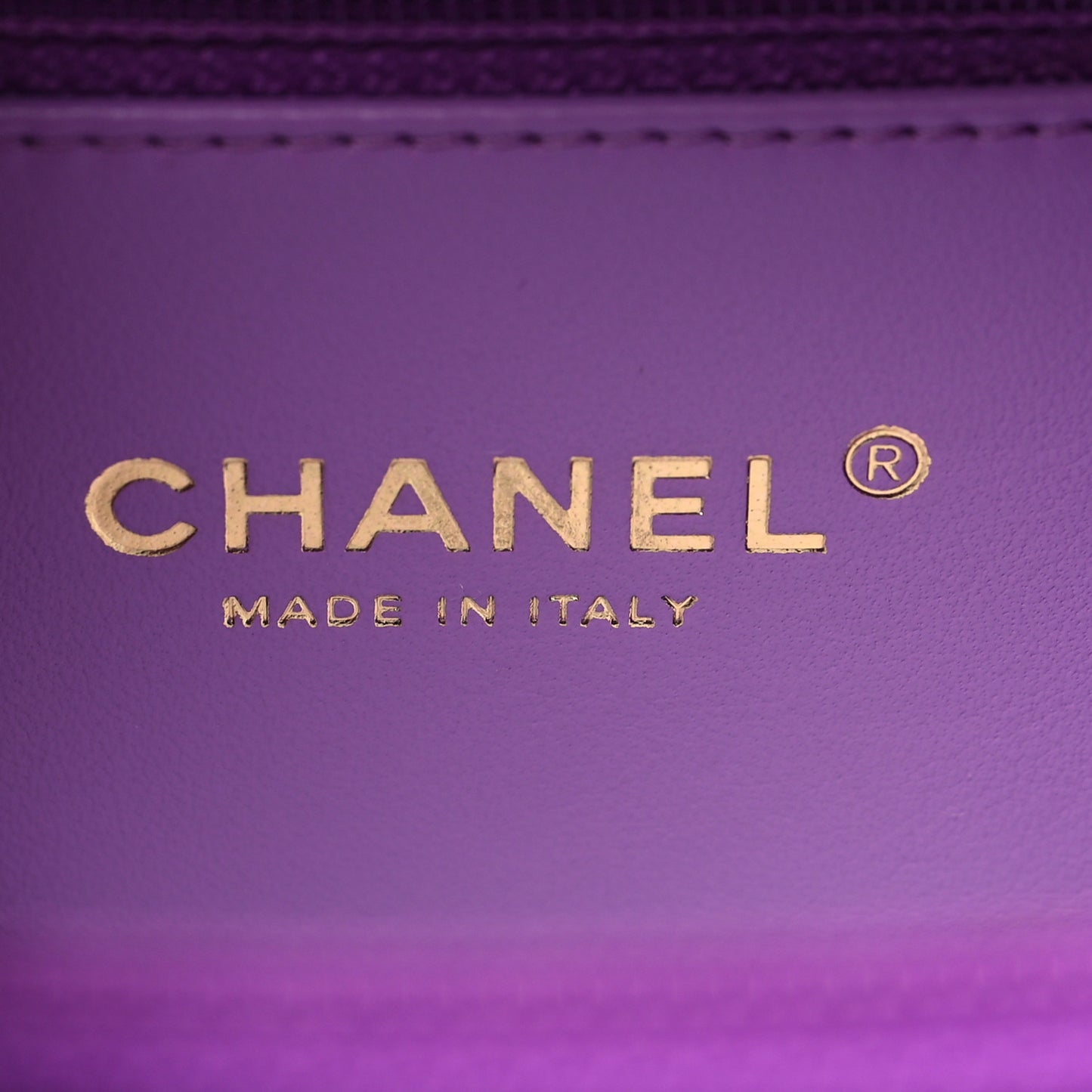 Caviar Quilted Medium CC Filigree Vanity Case Purple