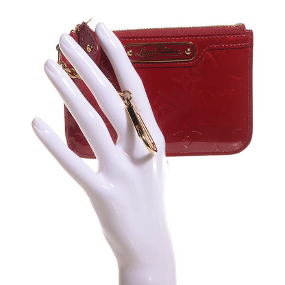 Louis Vuitton Vernis Key Pouch Pomme D'Amour 2 of 8