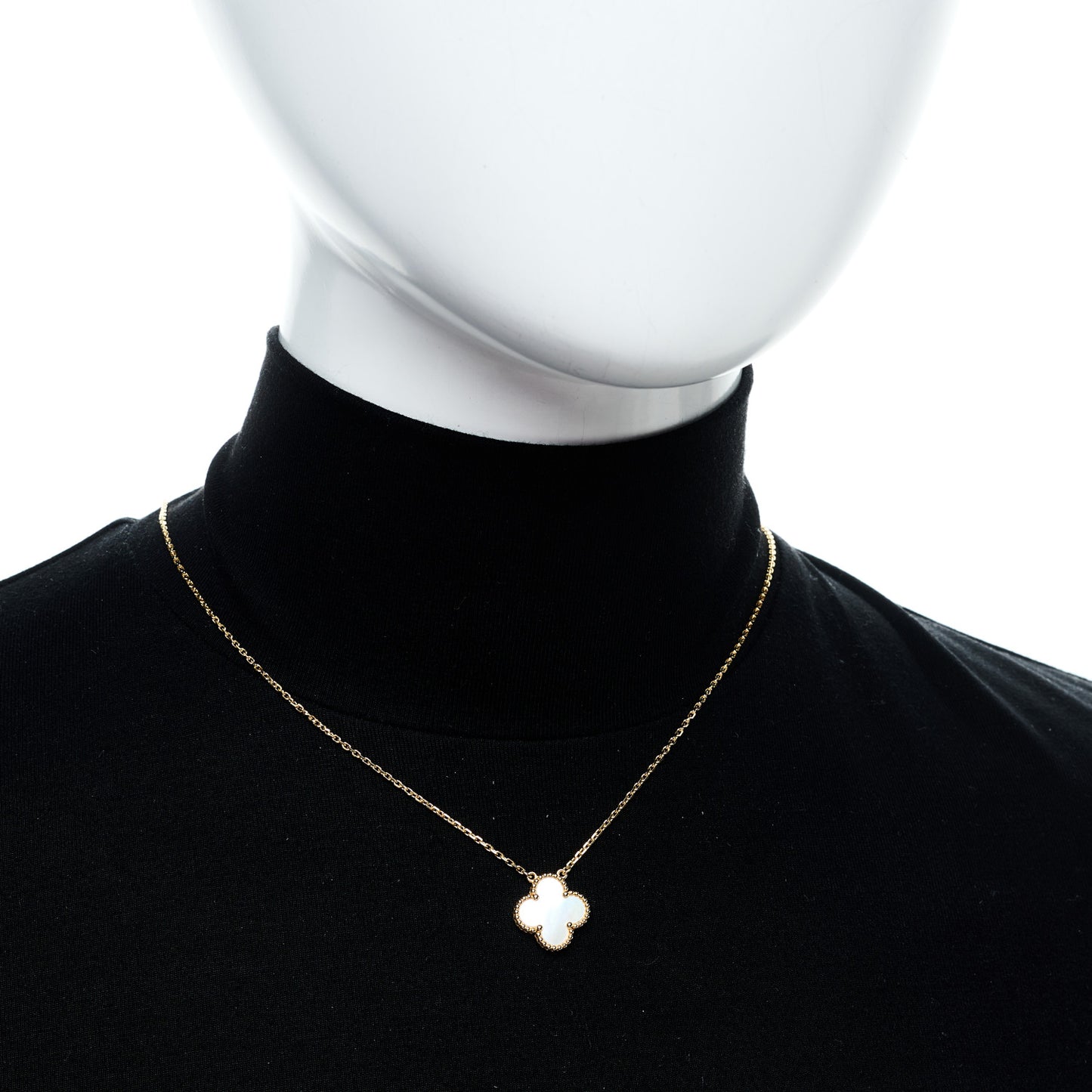 18K Yellow Gold Mother of Pearl Vintage Alhambra Pendant Necklace