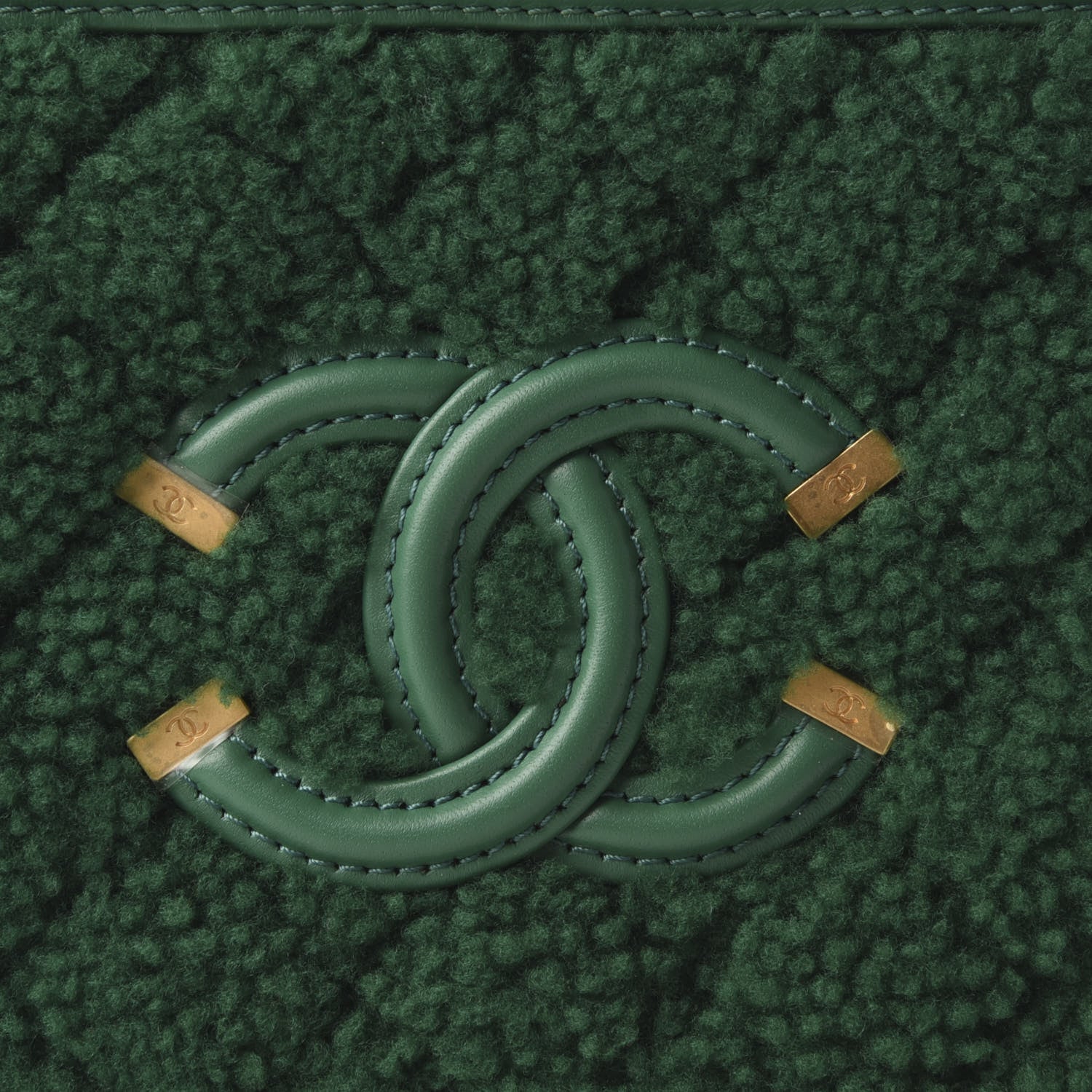 Chanel Lambskin Shearling Quilted Small CC Filigree Vanity Case Green 10 of 11
