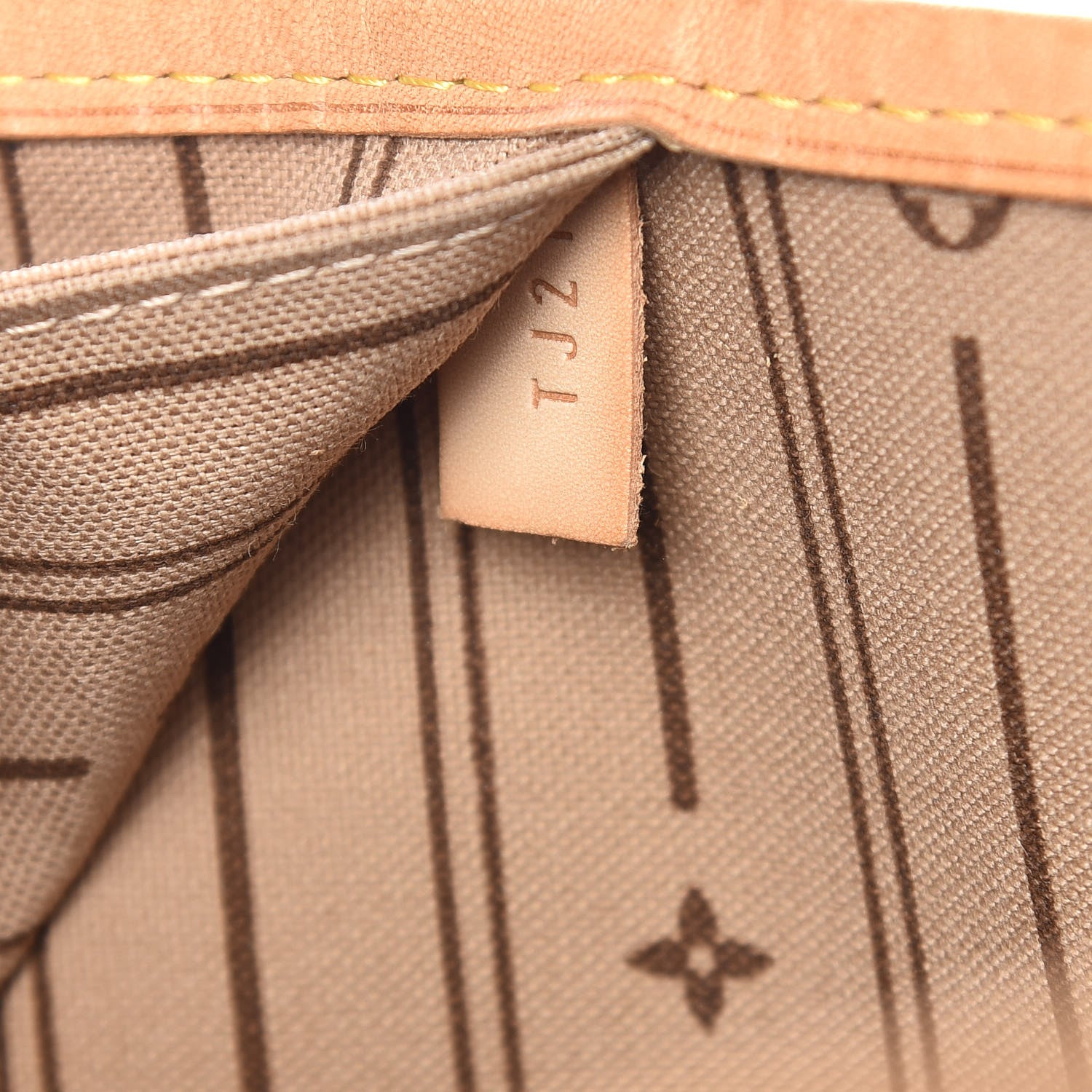 Louis Vuitton Monogram Neverfull GM 7 of 10