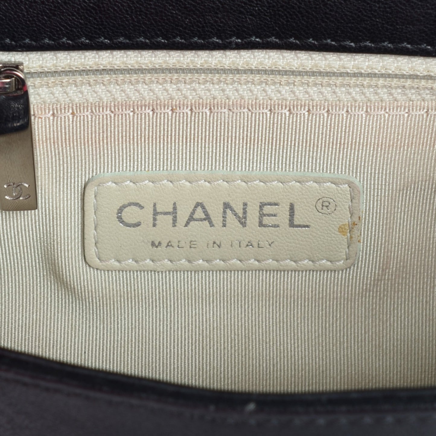 Washed Lambskin Mini Chain Around Messenger Black