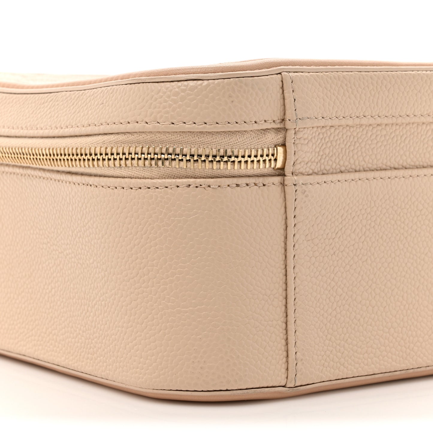 Caviar Quilted Large CC Filigree Vanity Case Beige