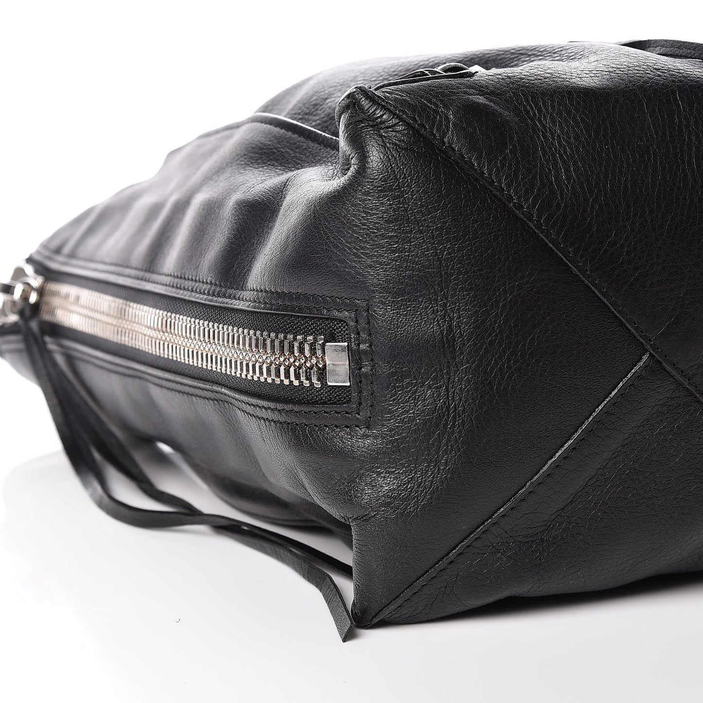 Veau Papier A5 Zip Around Tote Black
