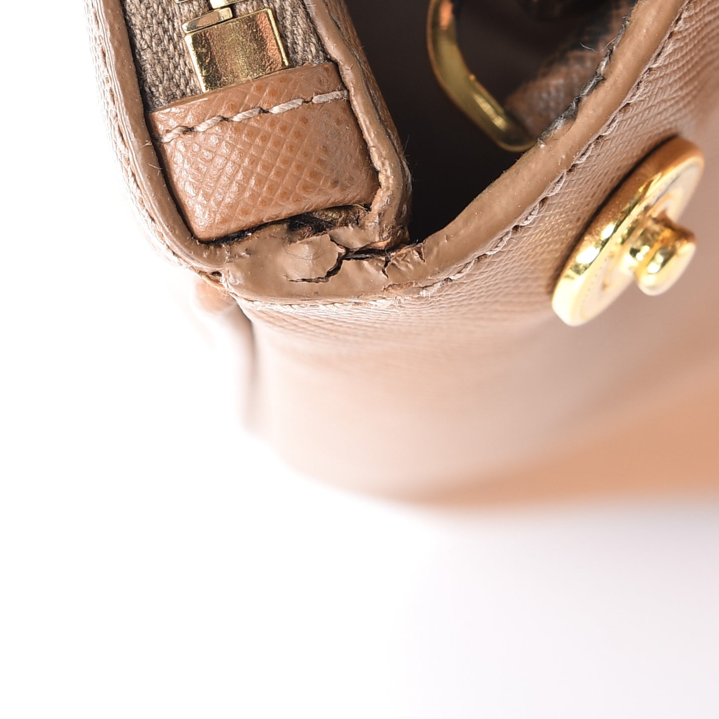 Saffiano Medium Galleria Double Zip Tote Caramel